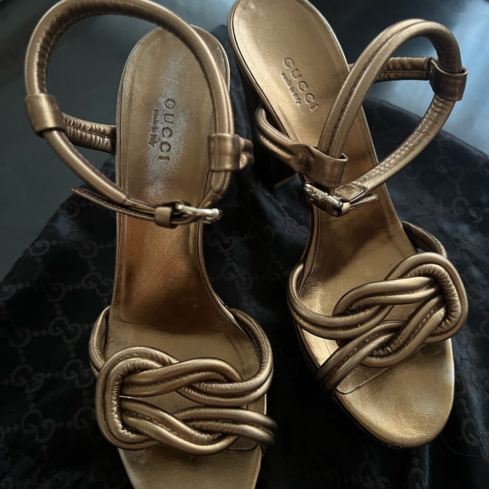 Gucci Metallic Gold Leather Heels